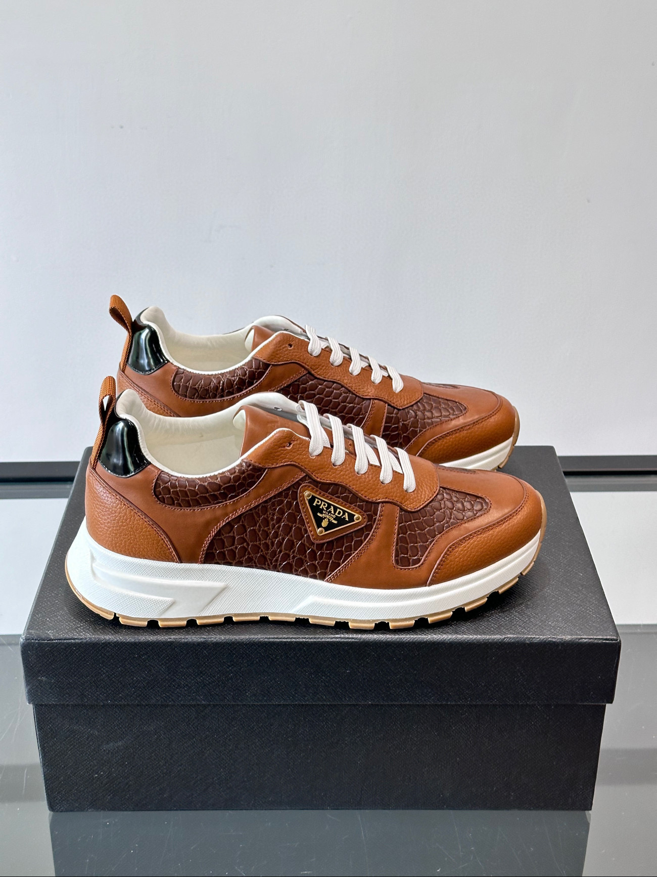 프라다 남자 스니커즈 신발 운동화