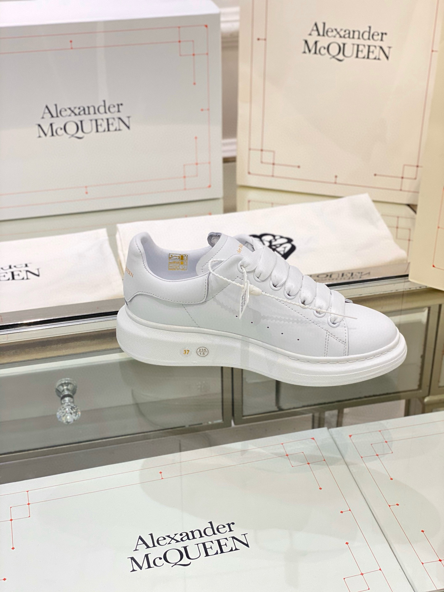 알렉산더 맥퀸 남녀공용 신발 운동화 스니커즈