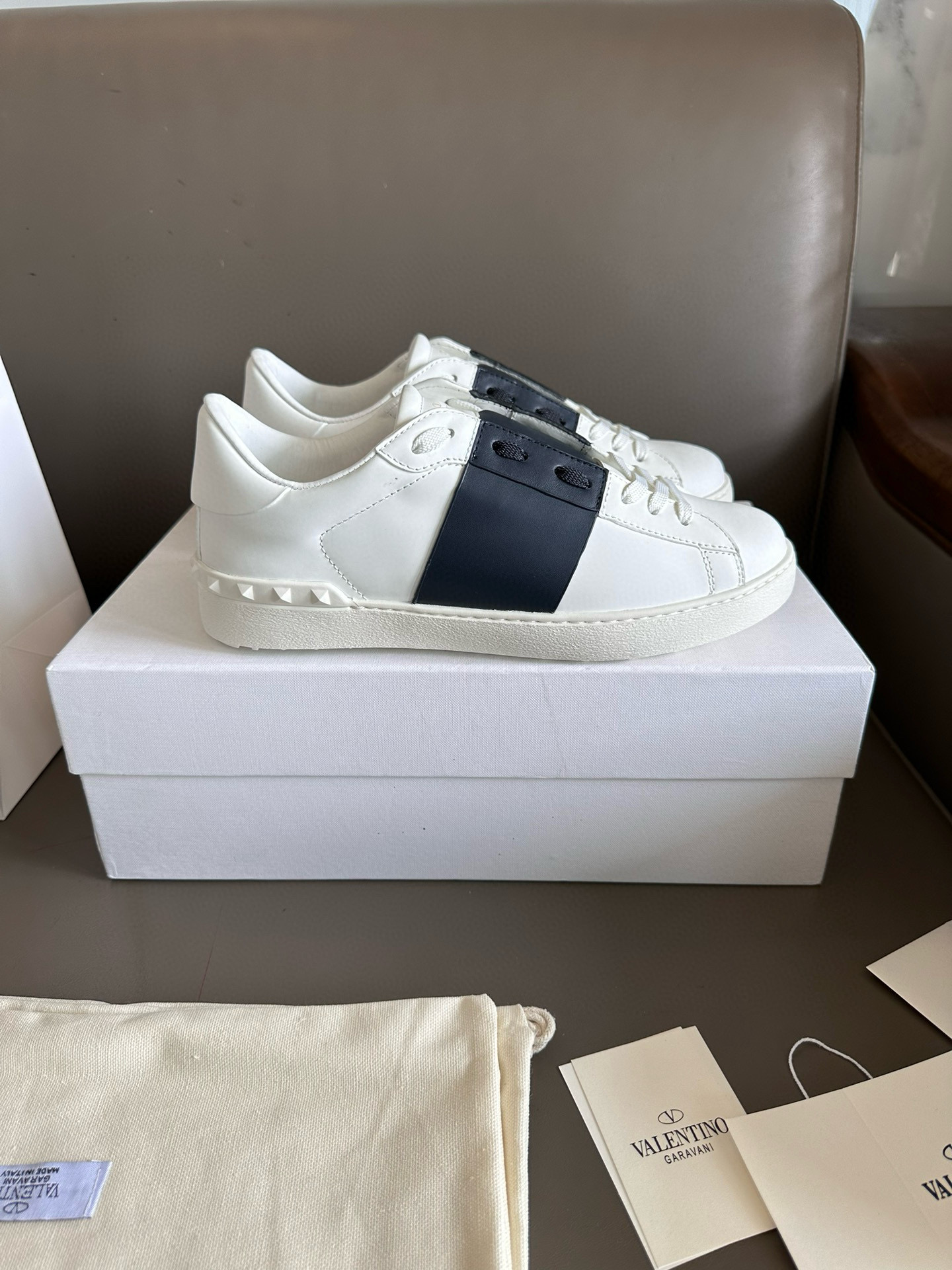 발렌티노 남녀공용 신발 운동화 스니커즈