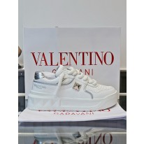 발렌티노 남녀공용 신발 운동화 스니커즈