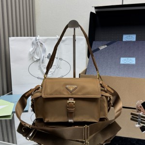 프라다 1BD394 스몰 남녀공용가방
