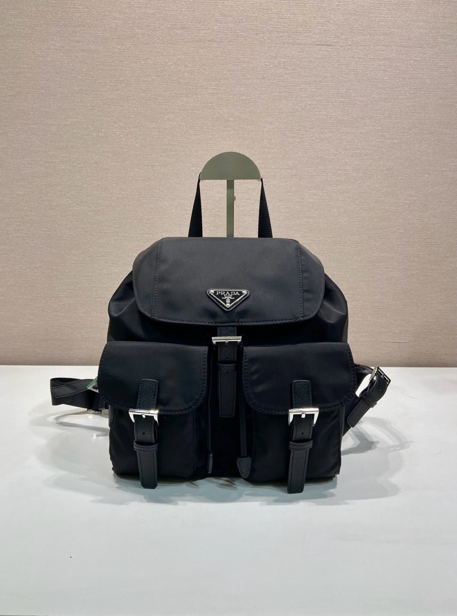 프라다 1BZ677 스몰 백팩