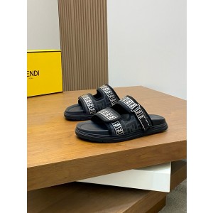 펜디 남자 슬리퍼