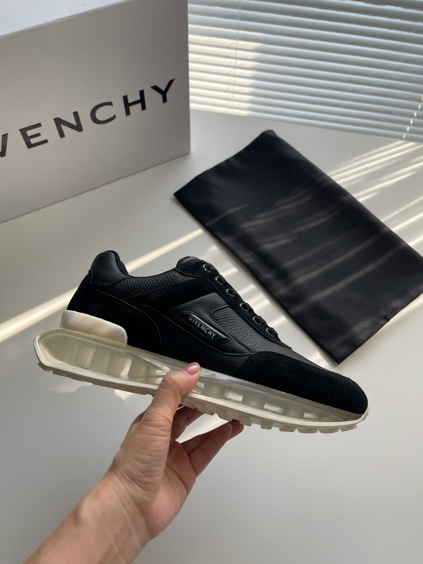 지방시 남자 신발 운동화 스니커즈