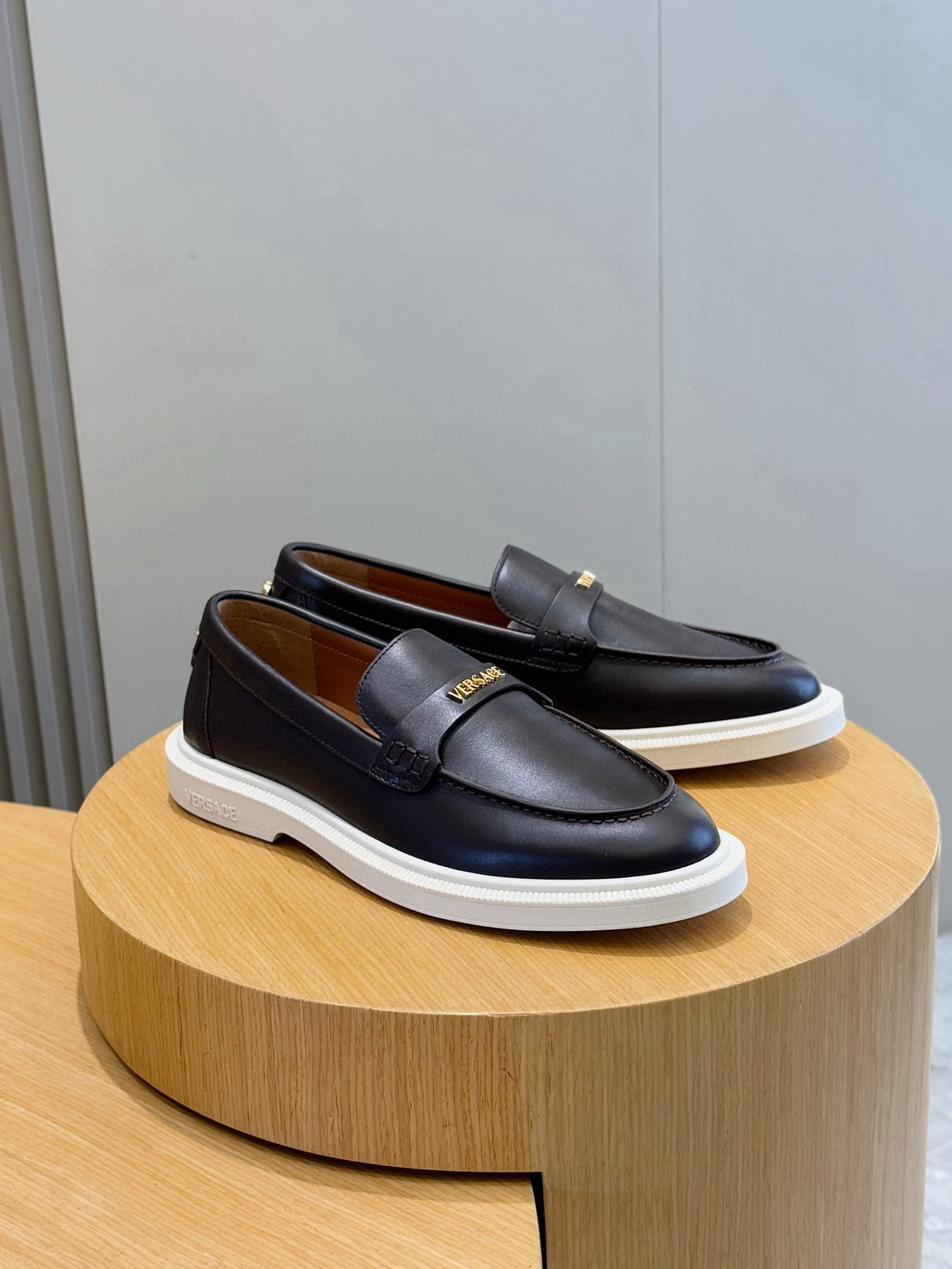 베르사체 남자 신발 운동화 스니커즈