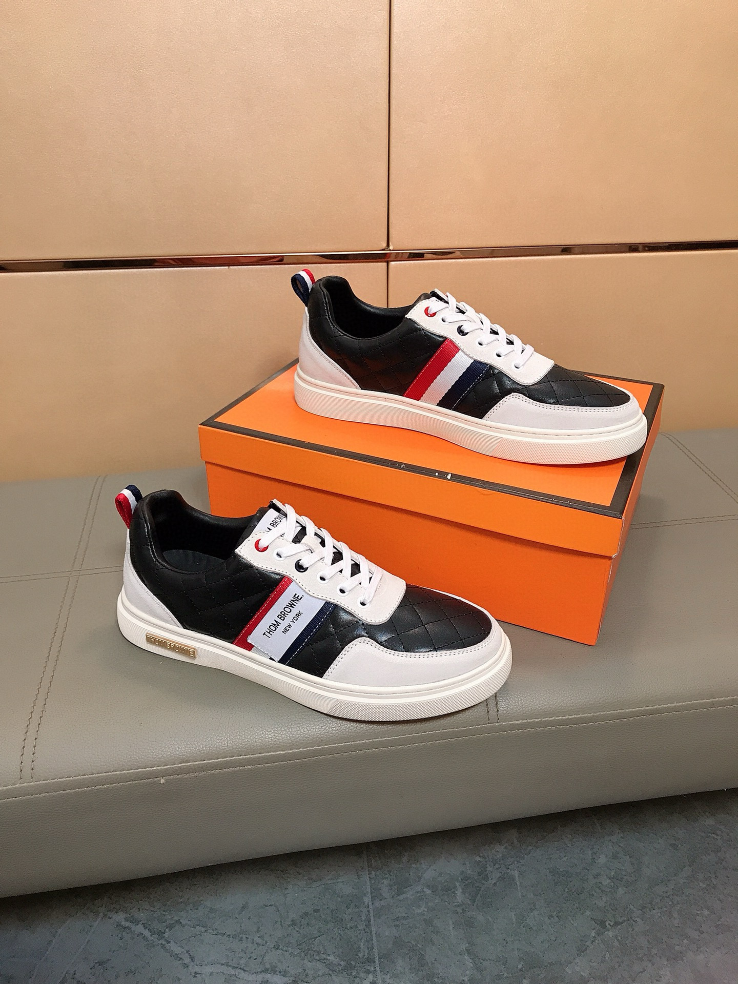 톰브라운 남자 신발 운동화 스니커즈