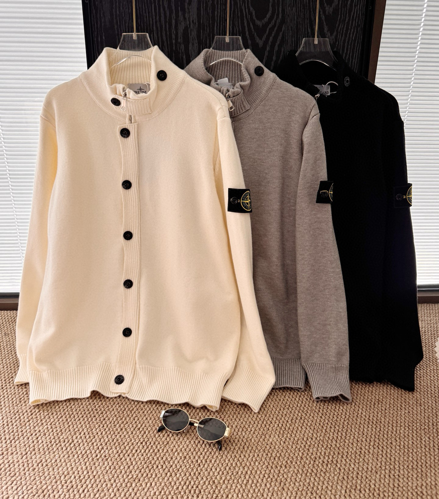 스톤아일랜드 3컬러 남자 가디건