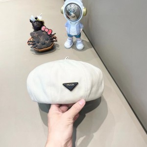 프라다 모자