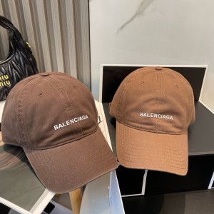 발렌시아가 모자