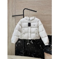 프라다 여자 패딩