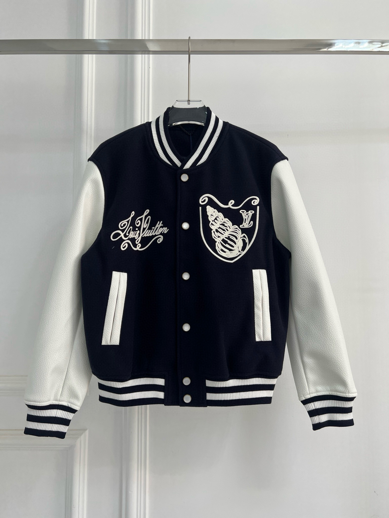 루이비통 여자 재킷 자켓-코트