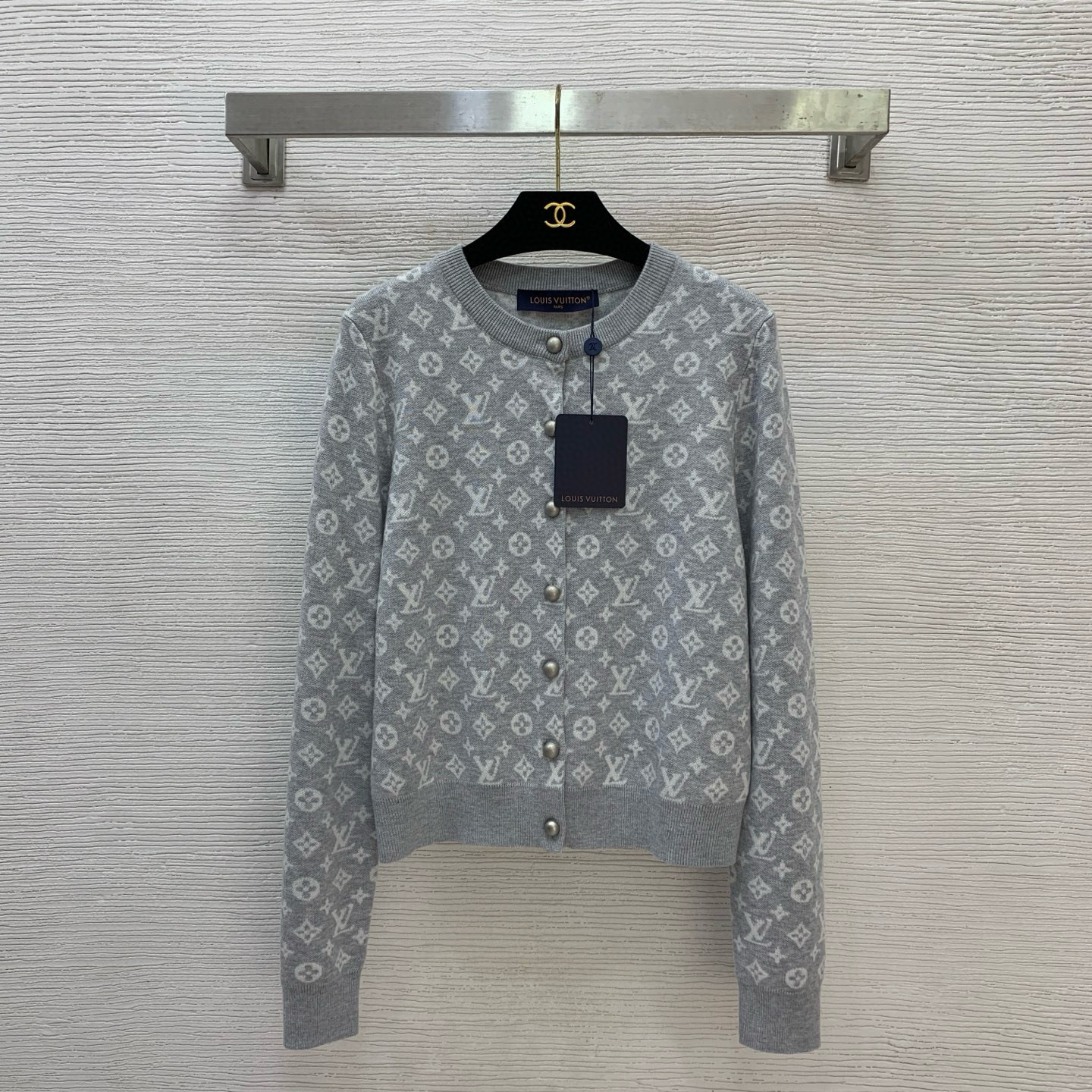 루이비통 2컬러 여자 가디건