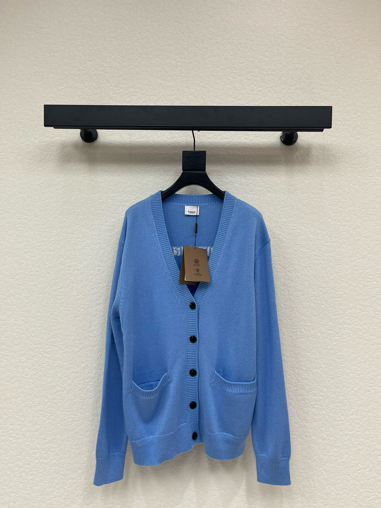 버버리 2컬러 여자 가디건