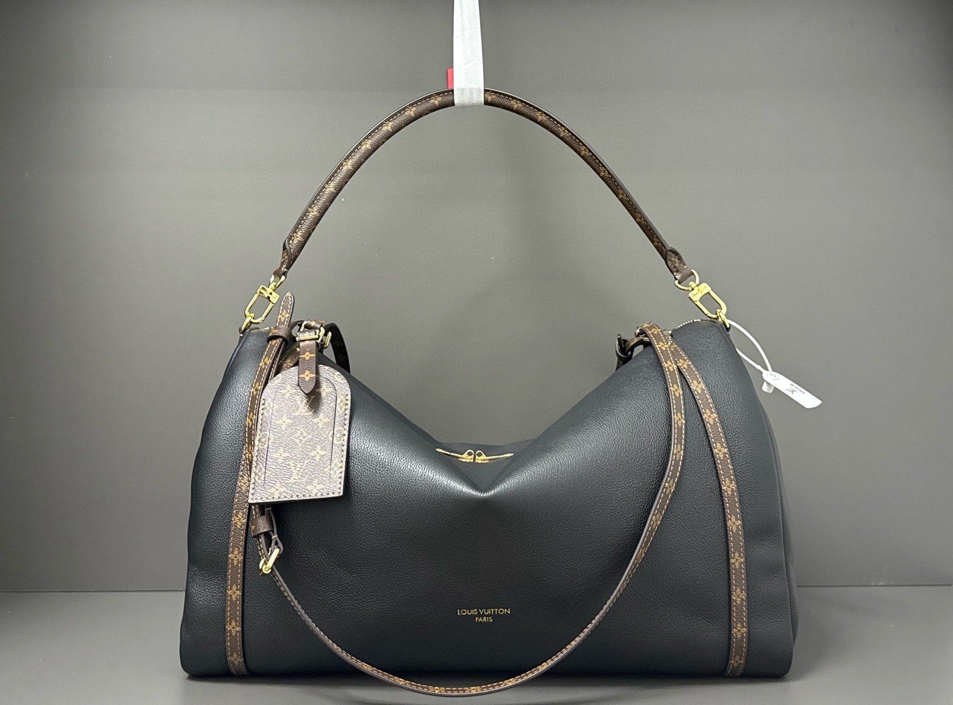 루이비통 M26037 여자가방