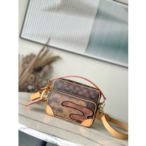 루이비통 M26068 남녀공용가방