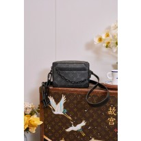 루이비통 M44735 남녀공용가방