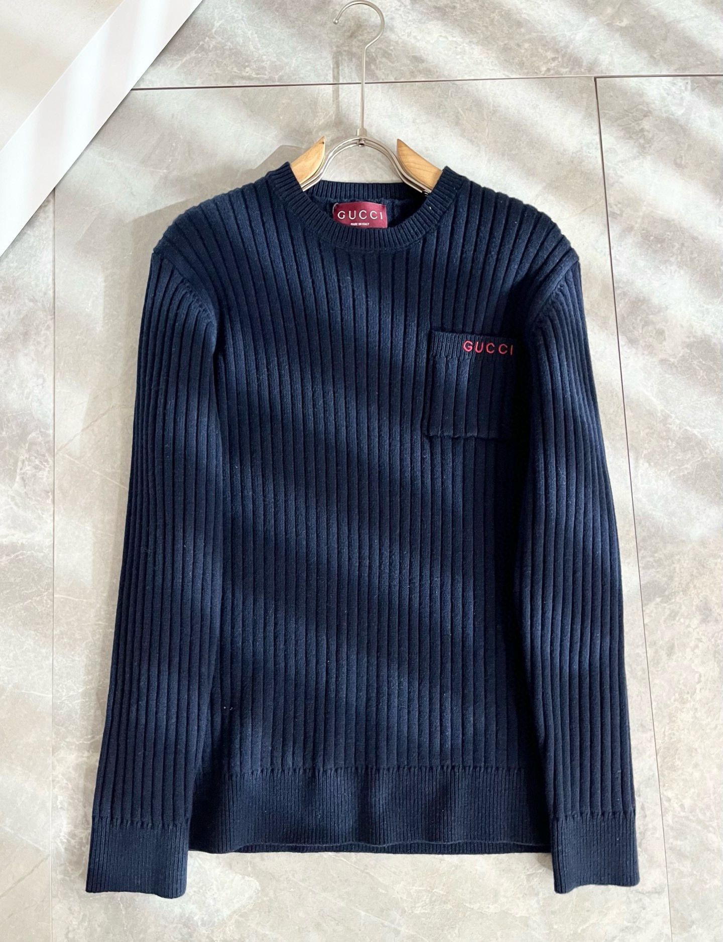 구찌 남자 니트