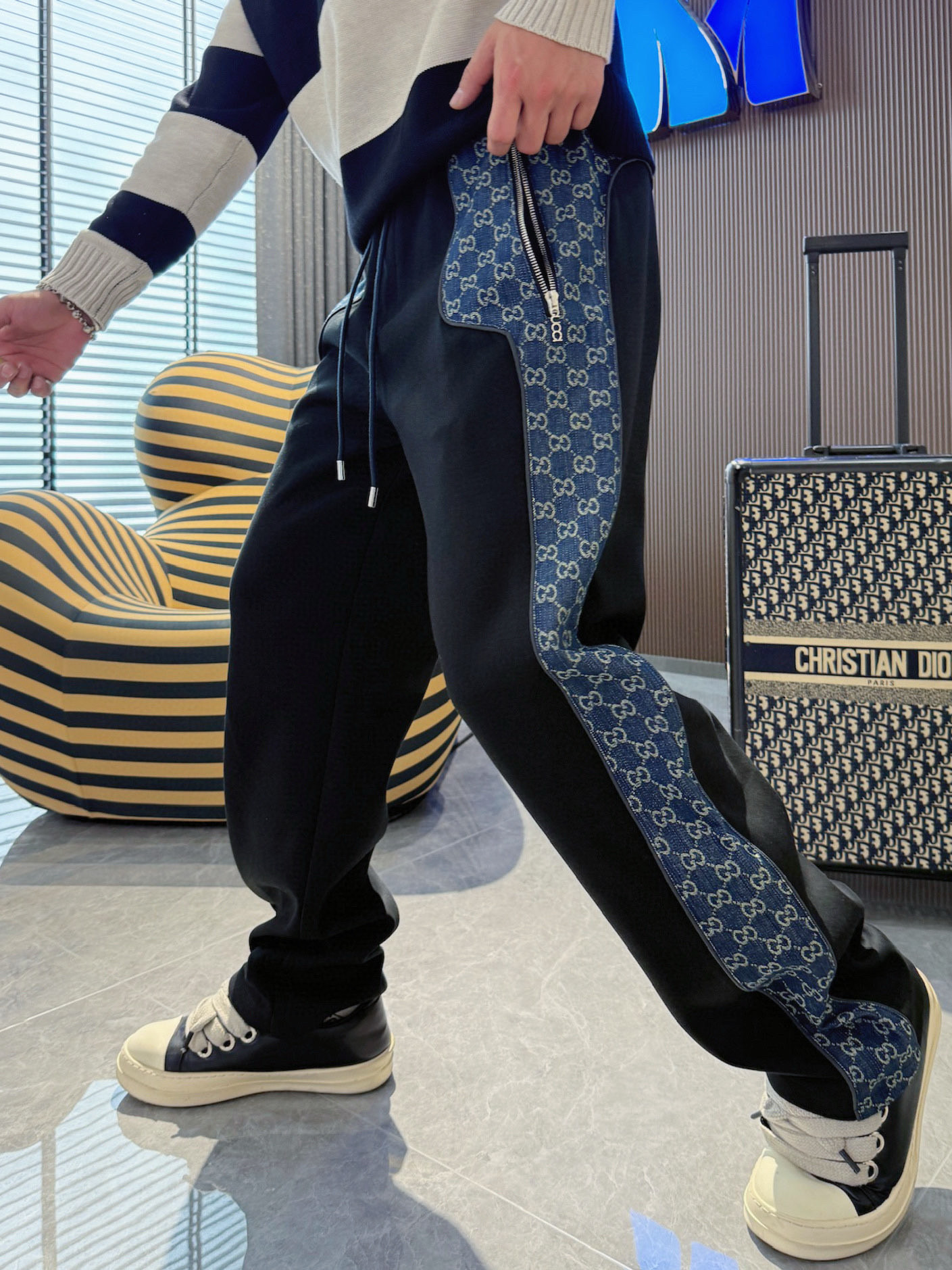 구찌 남자 바지