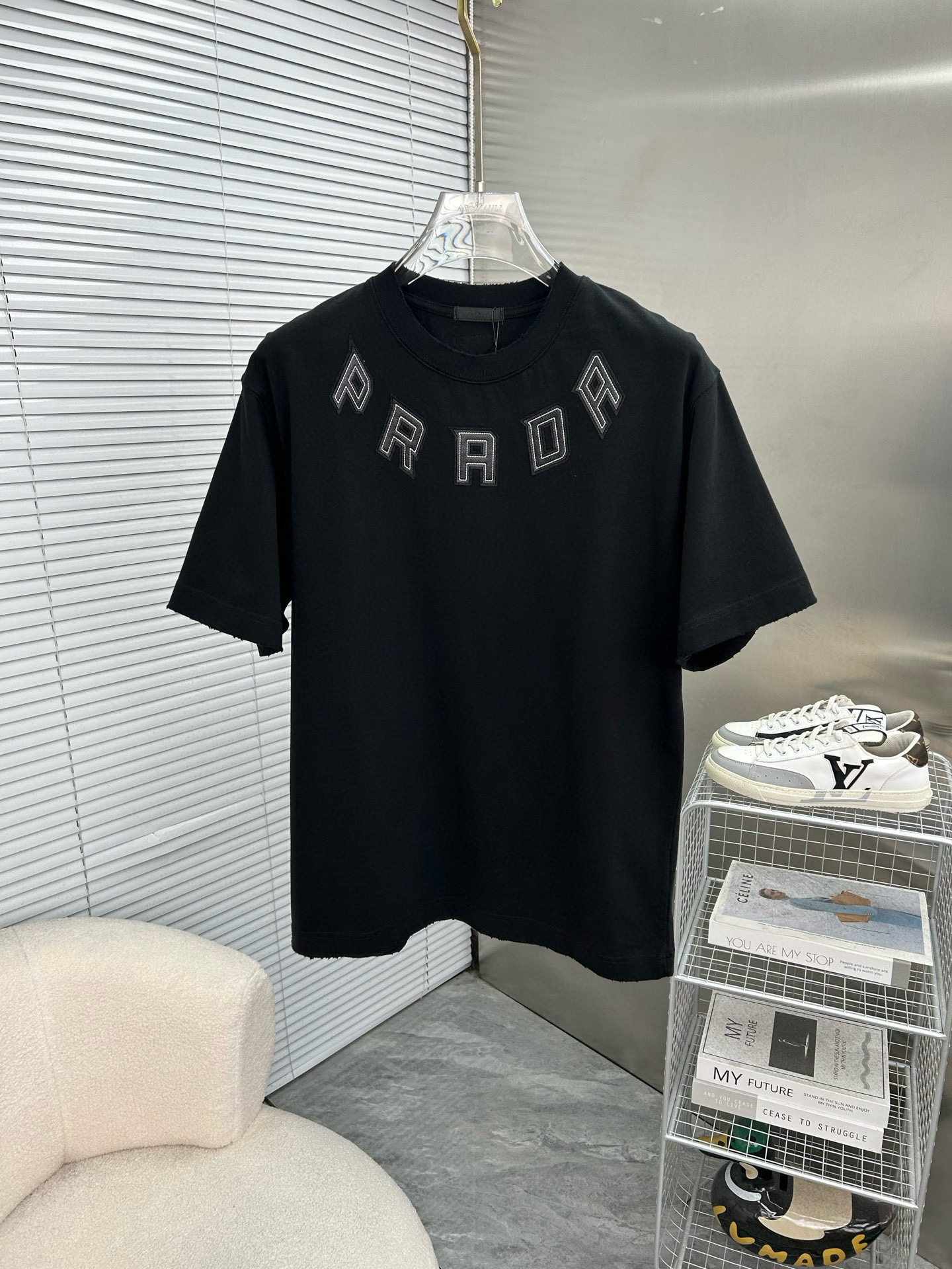 프라다 3컬러 남자 반팔티